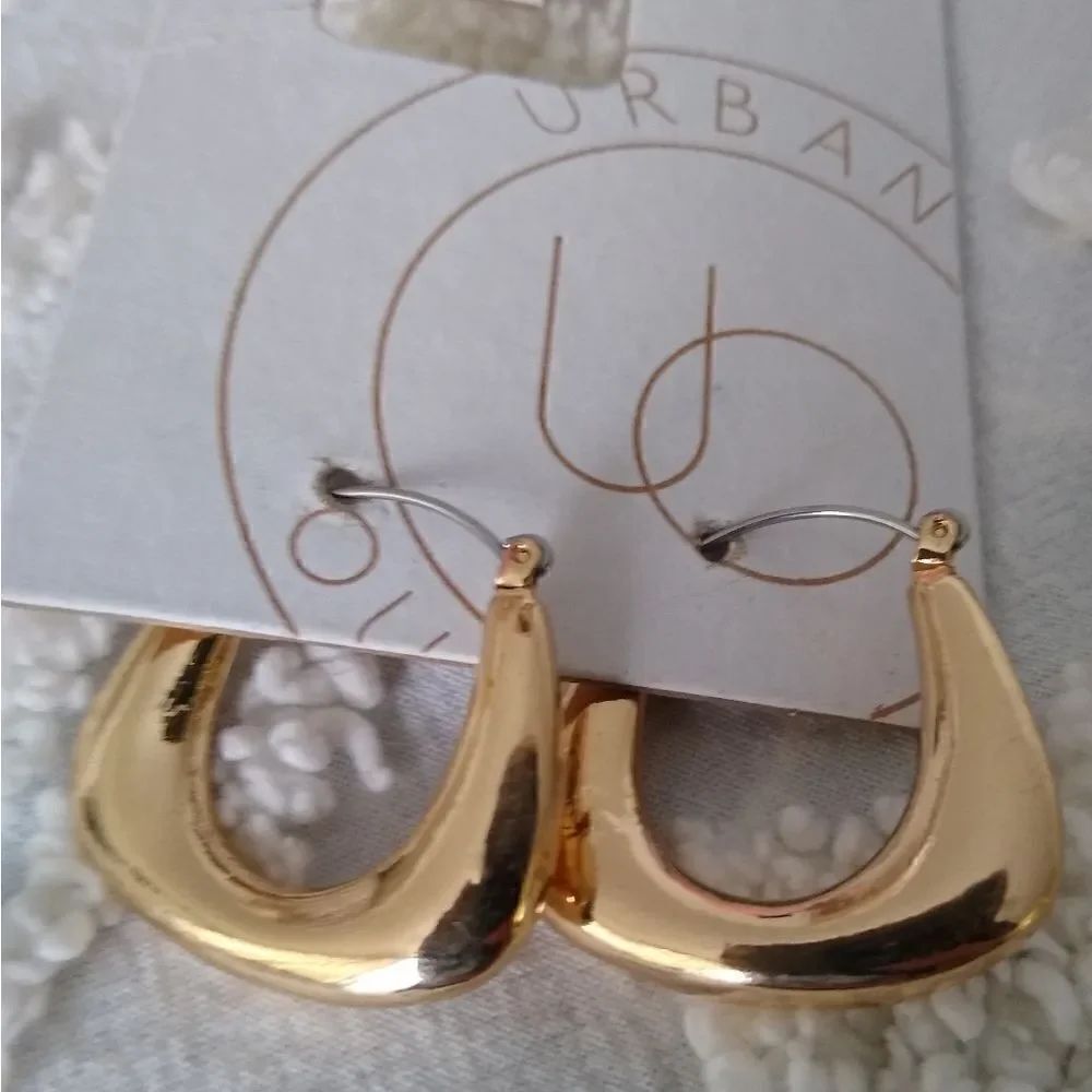 NWT Urban Outfitters gold tone hoops